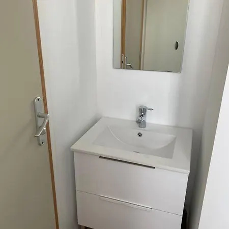 Chez Virginie Et Alexandre Lägenhet *